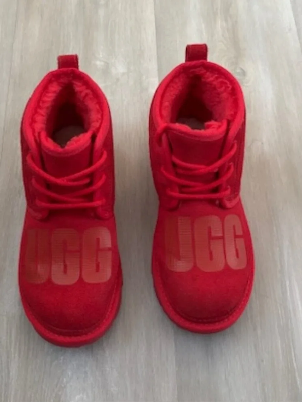 BIG KIDS UGG NEUMEL II SCATTER GRAPHIC RASPBERRY BOOTS US SIZE 4Y= 6.5 Women
